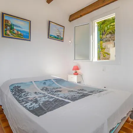 Holiday home 3 Bedroom Cozy In Porticcio (Corsica)
